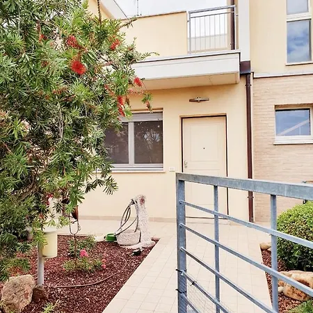 Vakantiehuis Villetta Con Giardino A 2 Passi Dal Mare *